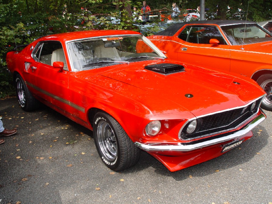 Mustangmeeting5.JPG