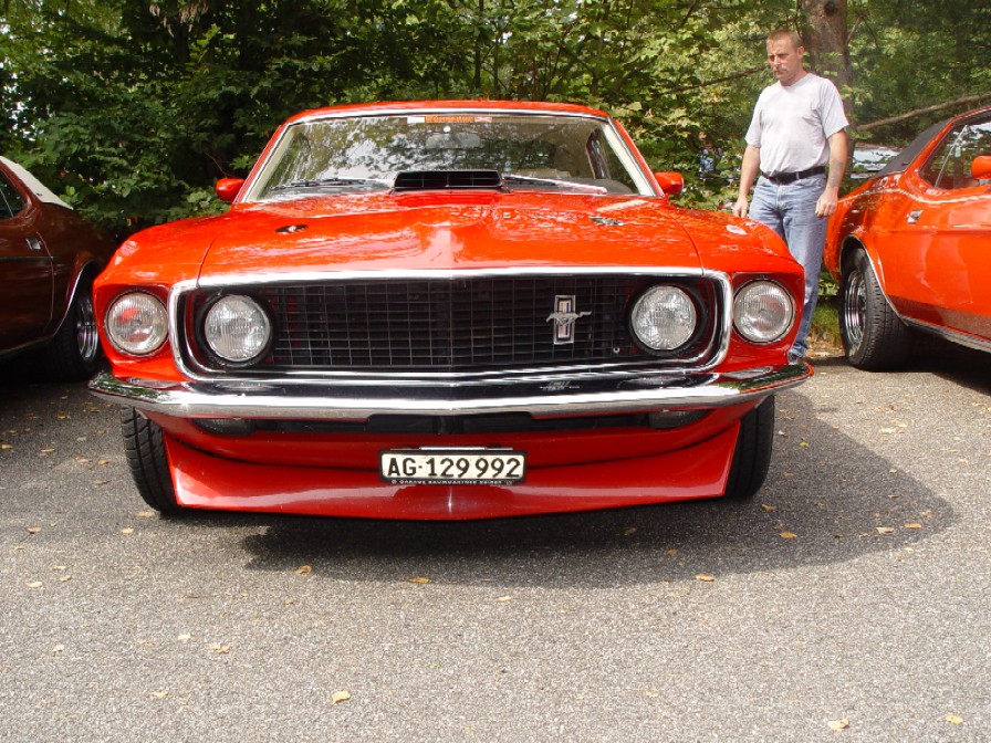 Mustangmeeting6.JPG